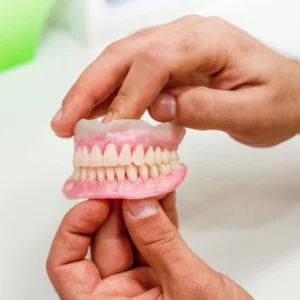 Full denture reline